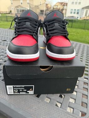 Jordan Low Top Sneakers - Black, Red & White